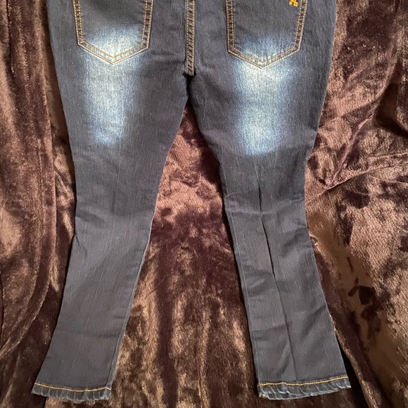 VIP Jeans - Picture 4 of 5